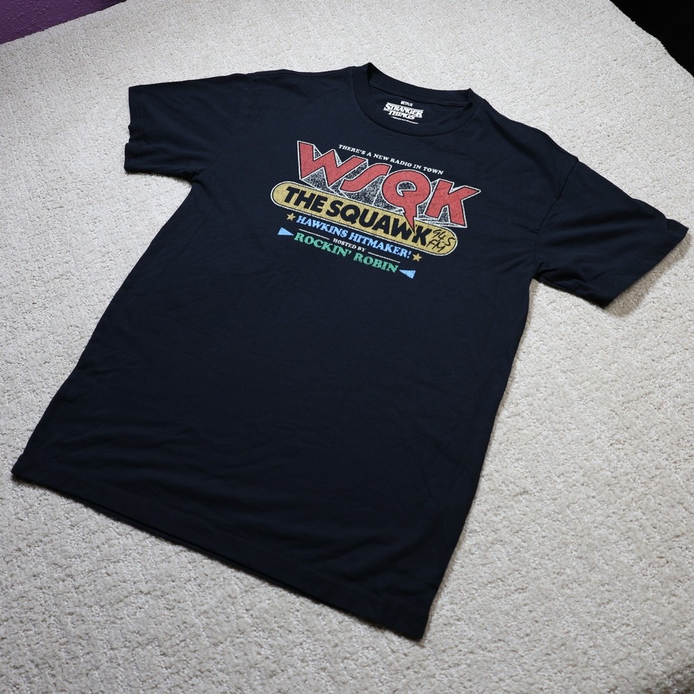 Netflix Stranger Things WSQK The Squawk Radio Graphic T-Shirt Black Small NEW